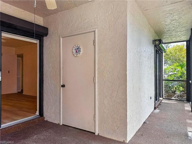 1701 Courtyard WAY 105, Naples, FL 34112