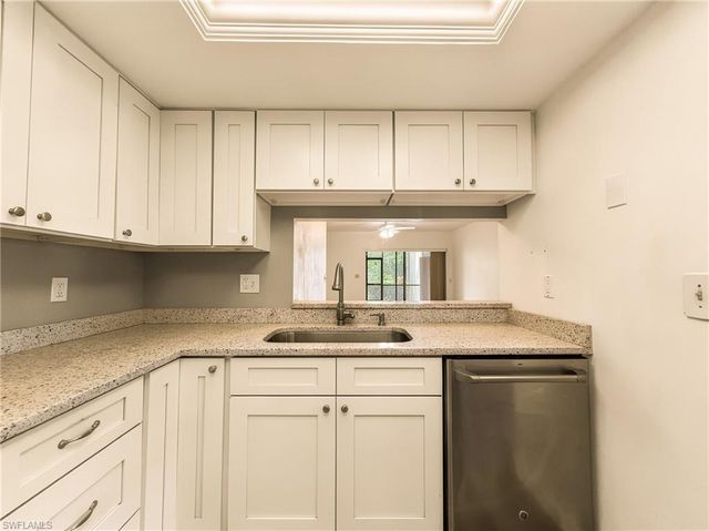 1701 Courtyard WAY 105, Naples, FL 34112