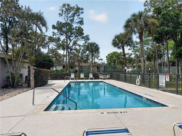 1701 Courtyard WAY 105, Naples, FL 34112
