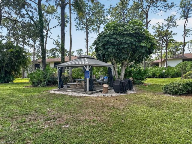1701 Courtyard WAY 105, Naples, FL 34112
