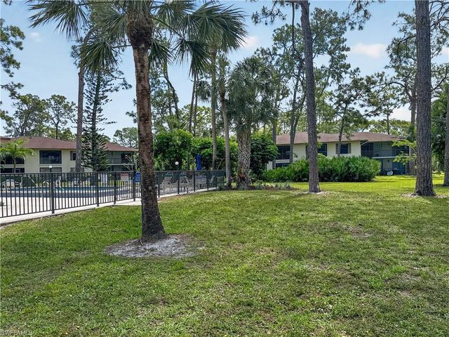 1701 Courtyard WAY 105, Naples, FL 34112