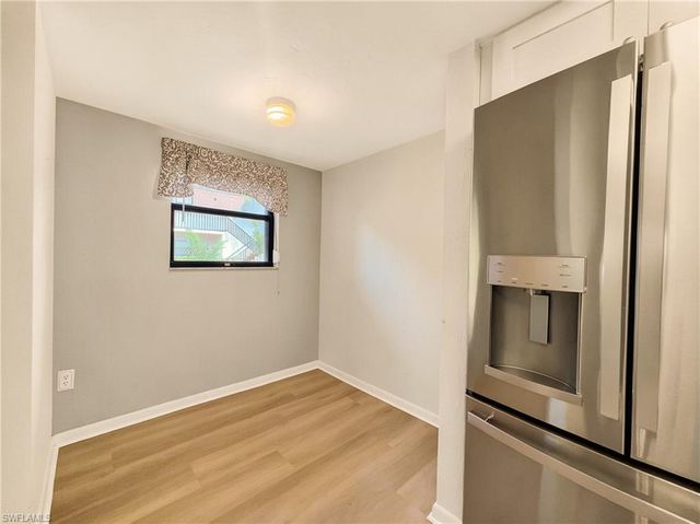 1701 Courtyard WAY 105, Naples, FL 34112