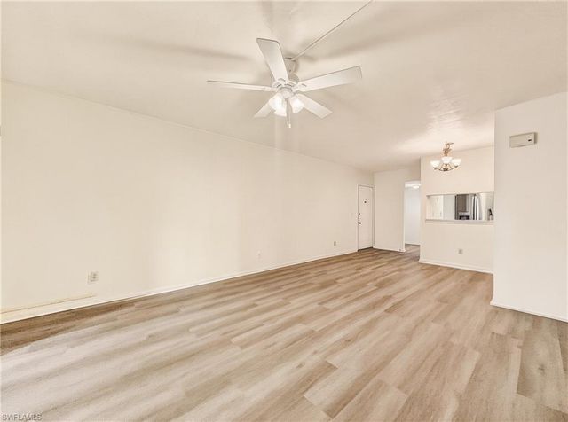 1701 Courtyard WAY 105, Naples, FL 34112