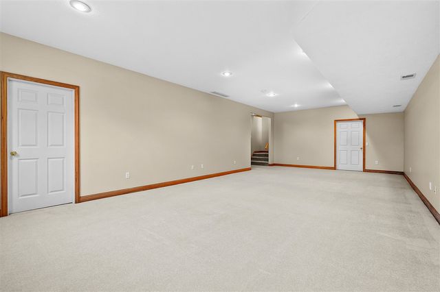 597 Winter Slope, Kalamazoo, MI 49009