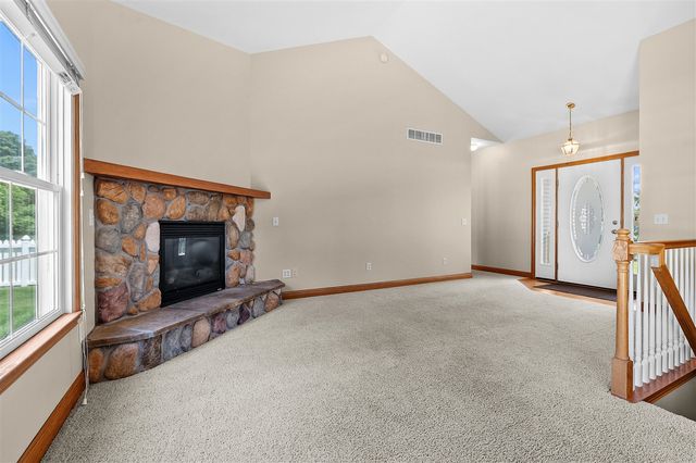 597 Winter Slope, Kalamazoo, MI 49009