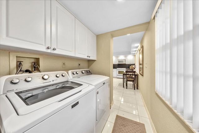 804 Cypress Grove Lane 302, Pompano Beach, FL 33069