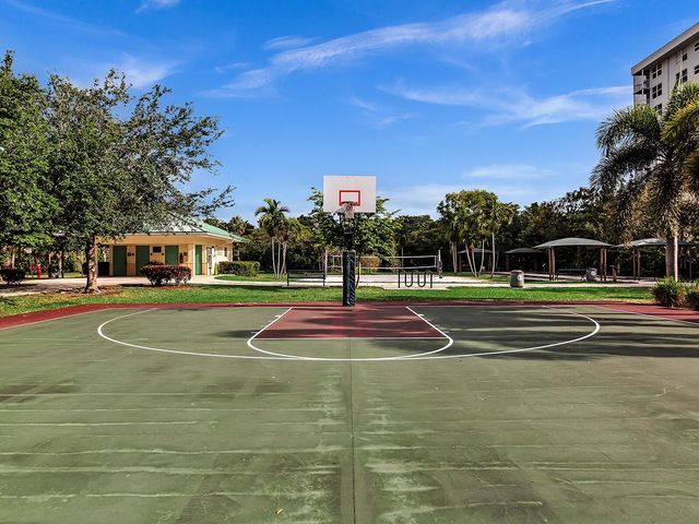 804 Cypress Grove Lane 302, Pompano Beach, FL 33069