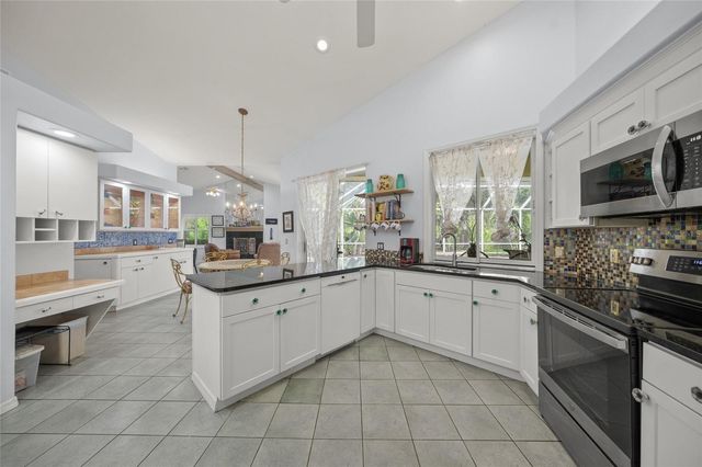 8452 EAGLE PRESERVE WAY, Sarasota, FL 34241