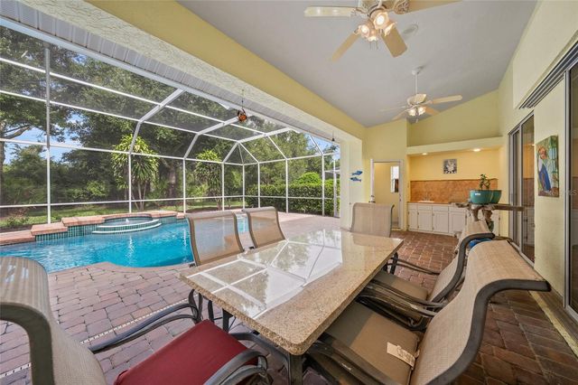 8452 EAGLE PRESERVE WAY, Sarasota, FL 34241