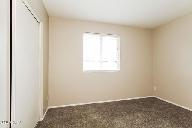 3650 W BERRIDGE Lane, Phoenix, AZ 85019