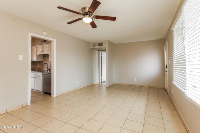 3650 W BERRIDGE Lane, Phoenix, AZ 85019