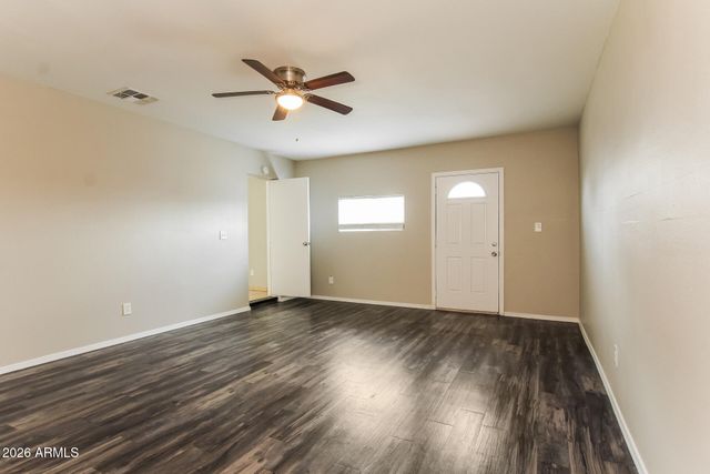 3650 W BERRIDGE Lane, Phoenix, AZ 85019