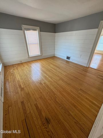 12 Numan Street, Glens Falls, NY 12801