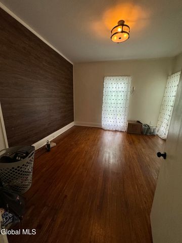 12 Numan Street, Glens Falls, NY 12801