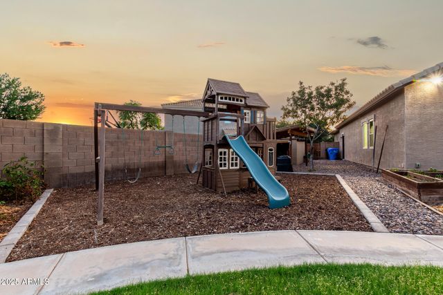 4326 E CLOUDBURST Court, Gilbert, AZ 85297