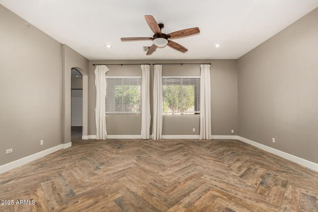 4326 E CLOUDBURST Court, Gilbert, AZ 85297