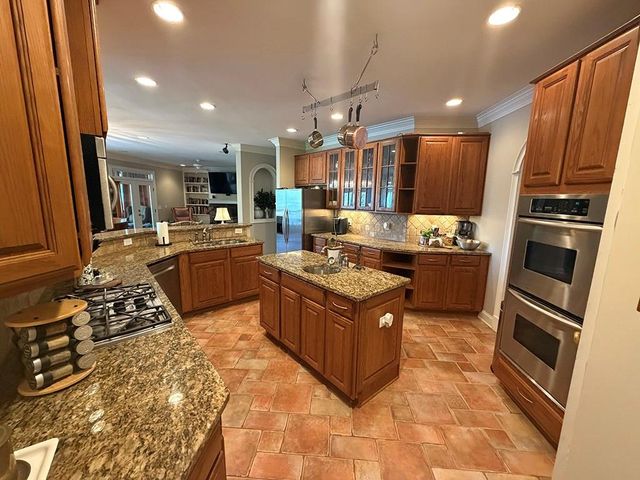 110 N Cypress Ct, Waleska, GA 30183