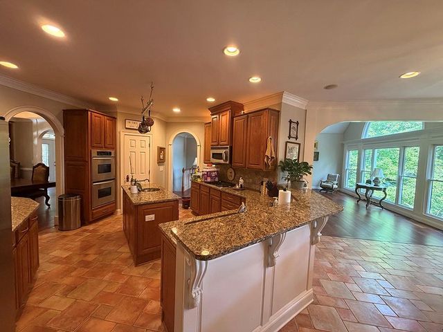 110 N Cypress Ct, Waleska, GA 30183