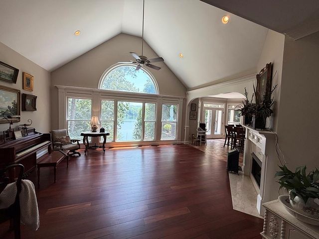 110 N Cypress Ct, Waleska, GA 30183