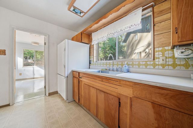 16520 Prospect Pl, Pioneer, CA 95666