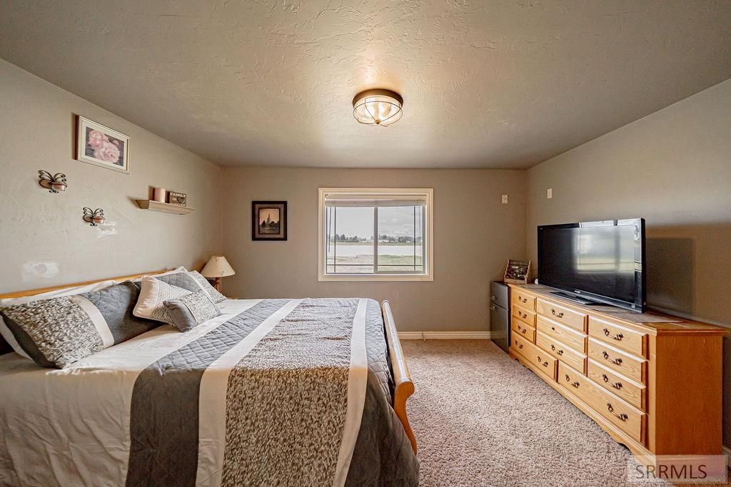 Image 30 of property listing at 11121 N 40 E, Idaho Falls, ID 83401