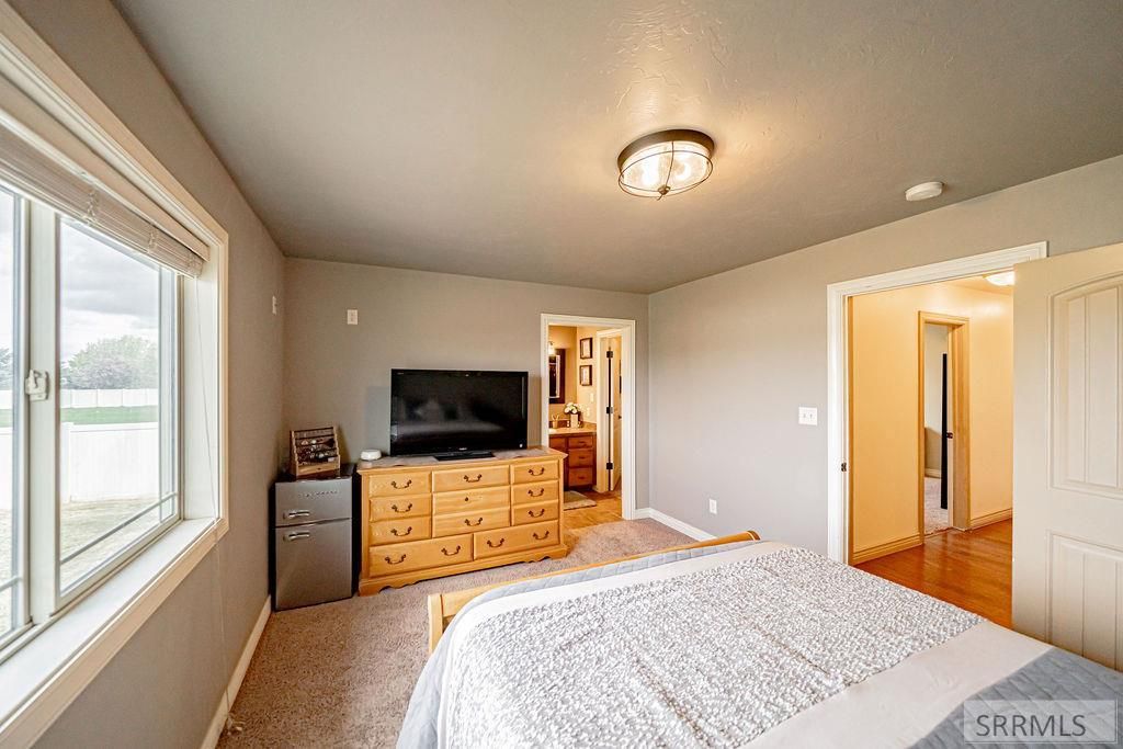 Image 31 of property listing at 11121 N 40 E, Idaho Falls, ID 83401