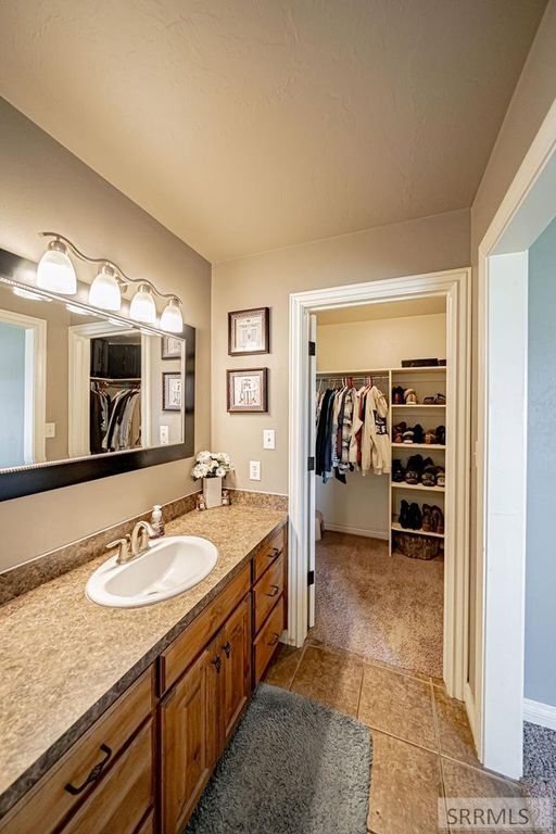 Image 33 of property listing at 11121 N 40 E, Idaho Falls, ID 83401