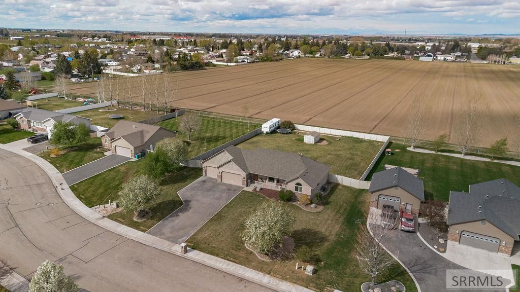 Image 71 of property listing at 11121 N 40 E, Idaho Falls, ID 83401