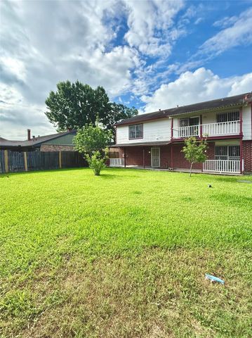 12210 Cliffgate Drive, Houston, TX 77072