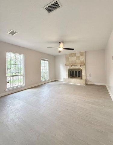 12210 Cliffgate Drive, Houston, TX 77072