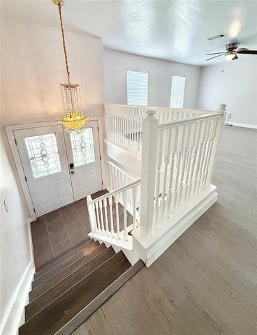12210 Cliffgate Drive, Houston, TX 77072