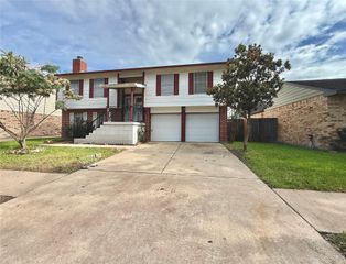 12210 Cliffgate Drive, Houston, TX 77072