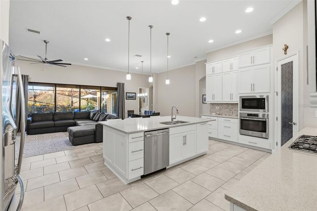 14715 FISHHAWK PRESERVE DRIVE, Lithia, FL 33547