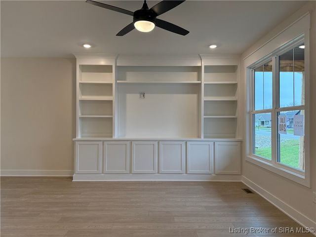 4657 Red Tail Ridge 240, Jeffersonville, IN 47130