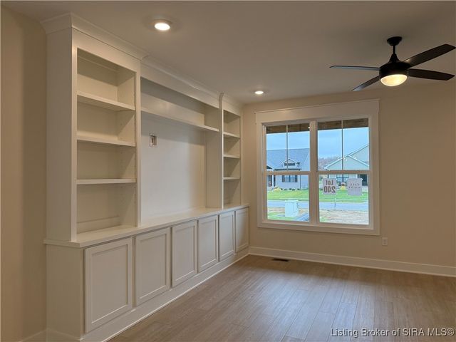 4657 Red Tail Ridge 240, Jeffersonville, IN 47130