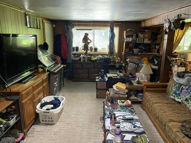 15 Main St, Glen Gardner Boro, NJ 08826