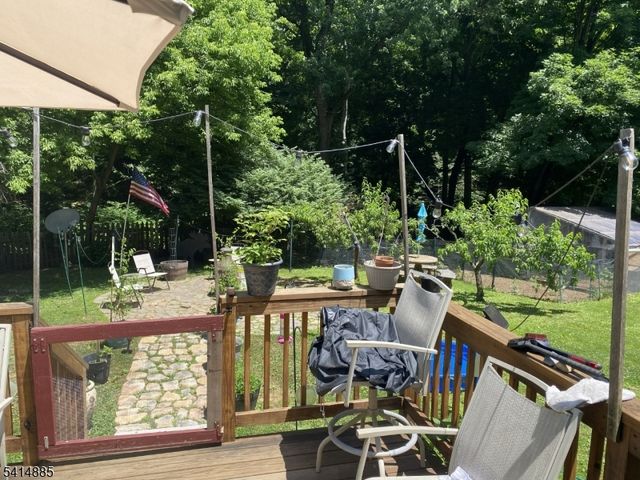 15 Main St, Glen Gardner Boro, NJ 08826