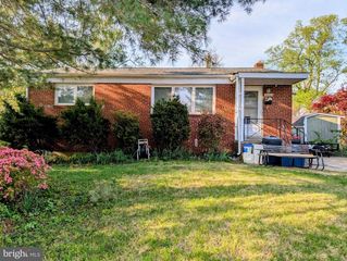 10004 PETERSON STREET, Fairfax, VA 22031