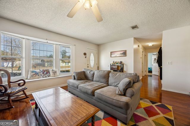 113 S Arthurs Court, Kingsland, GA 31548