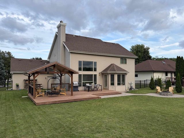418 Augusta Drive, Madison, WI 53717