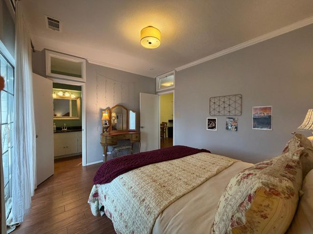 303 W 35th ST 202, Austin, TX 78705