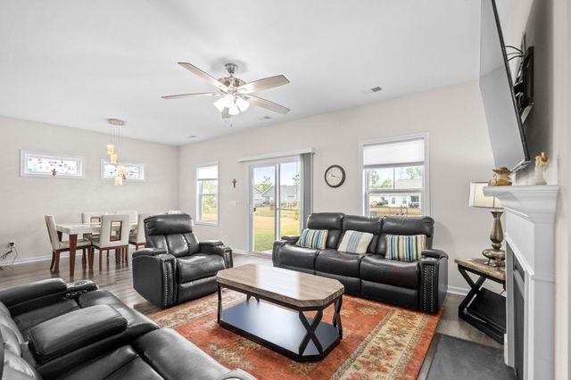 953 Oak Hollow St., Longs, SC 29568