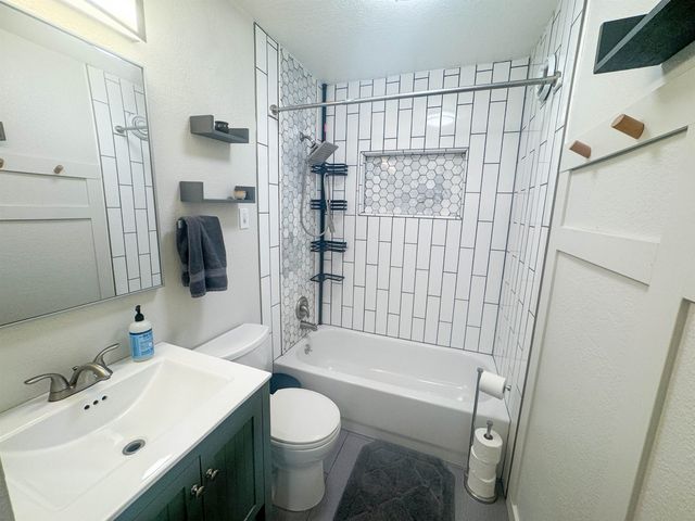 314 JUNEAU AVENUE, Fairbanks, AK 99701