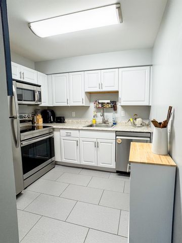 314 JUNEAU AVENUE, Fairbanks, AK 99701