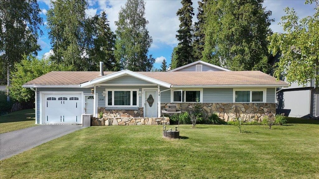 314 JUNEAU AVENUE, Fairbanks, AK 99701