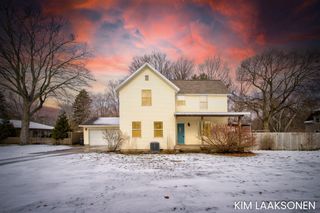 897 W 32nd Street, Holland, MI 49423