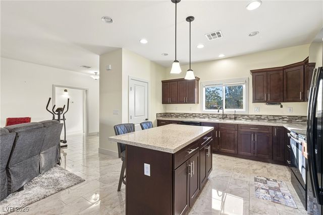 31 Weeping Willow Court, Pahrump, NV 89048