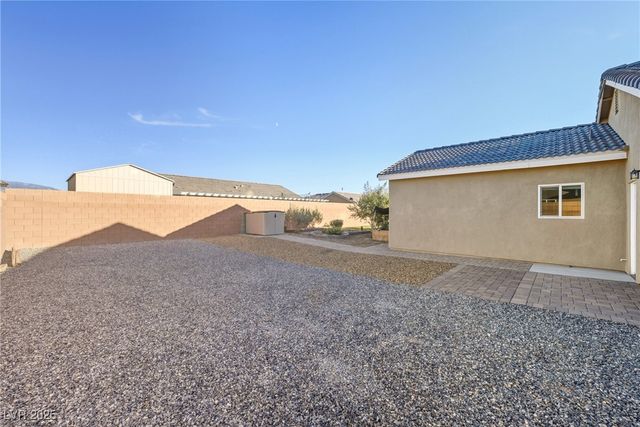 31 Weeping Willow Court, Pahrump, NV 89048
