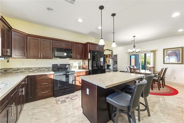 31 Weeping Willow Court, Pahrump, NV 89048