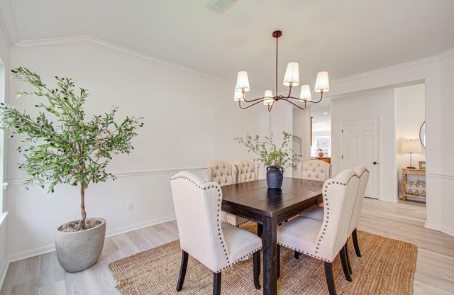 2030 Creek Shore Lane, Pearland, TX 77581